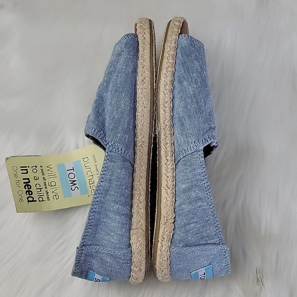 TOMS Alpargata Chambray Open Toe Blue Slip On Boho Nautical Flat Espadrilles NeW